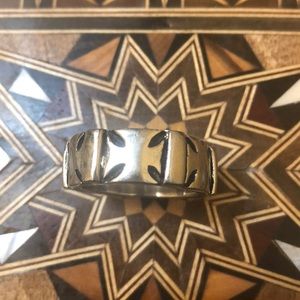 Tribal cross ring